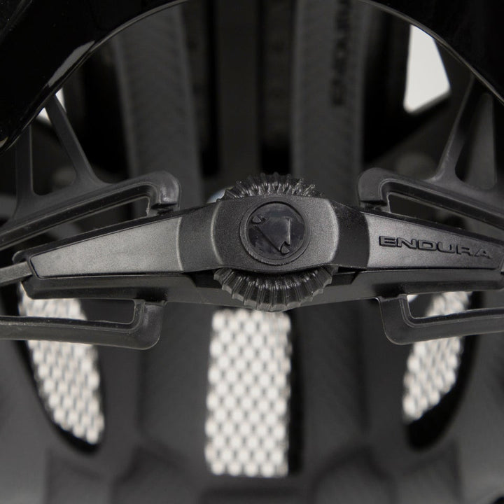 Endura Hummvee Plus MIPS Helmet